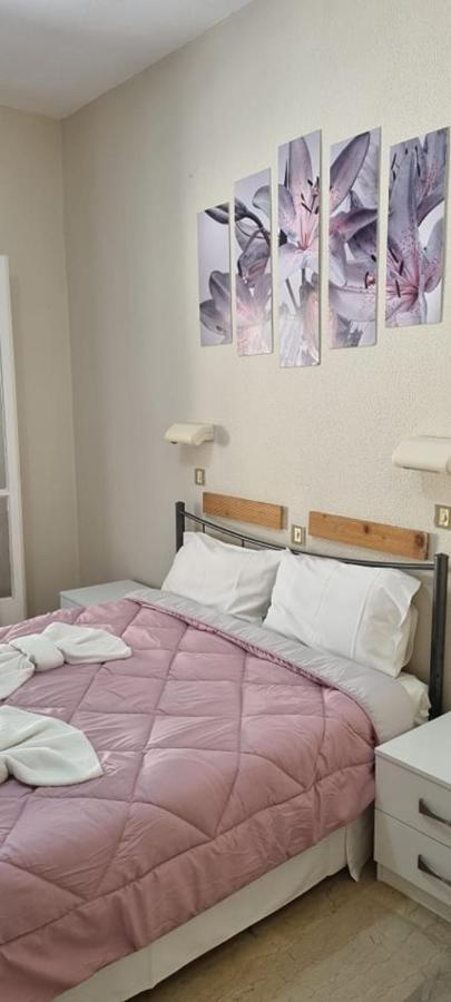 Ionian Mare Aparthotel Agios Ioannis Peristerion Buitenkant foto
