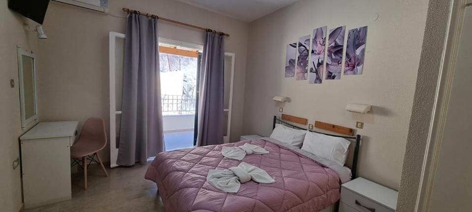 Ionian Mare Aparthotel Agios Ioannis Peristerion Buitenkant foto